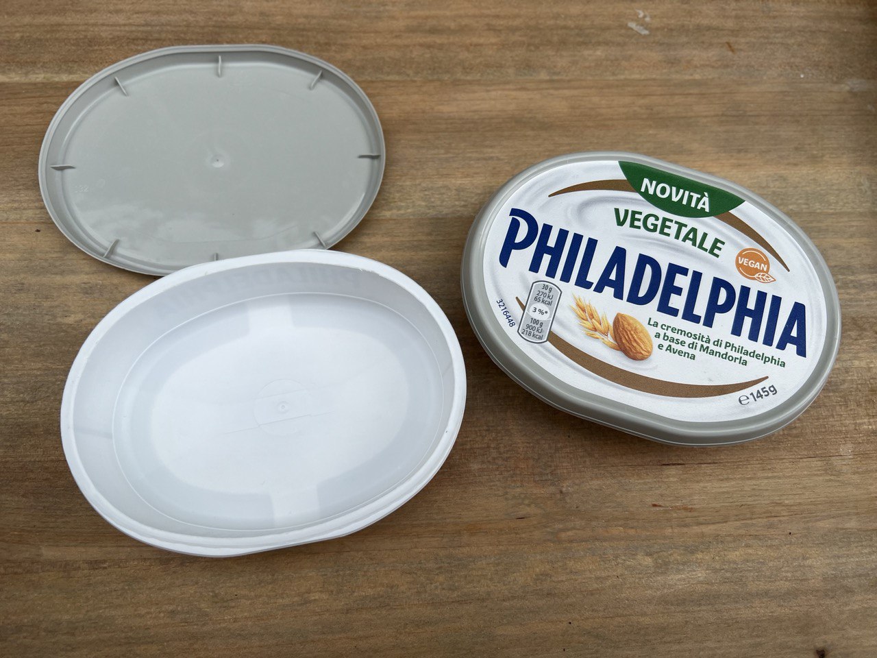 Contenitore del Philadelphia riciclato per stampo sapone artigianale