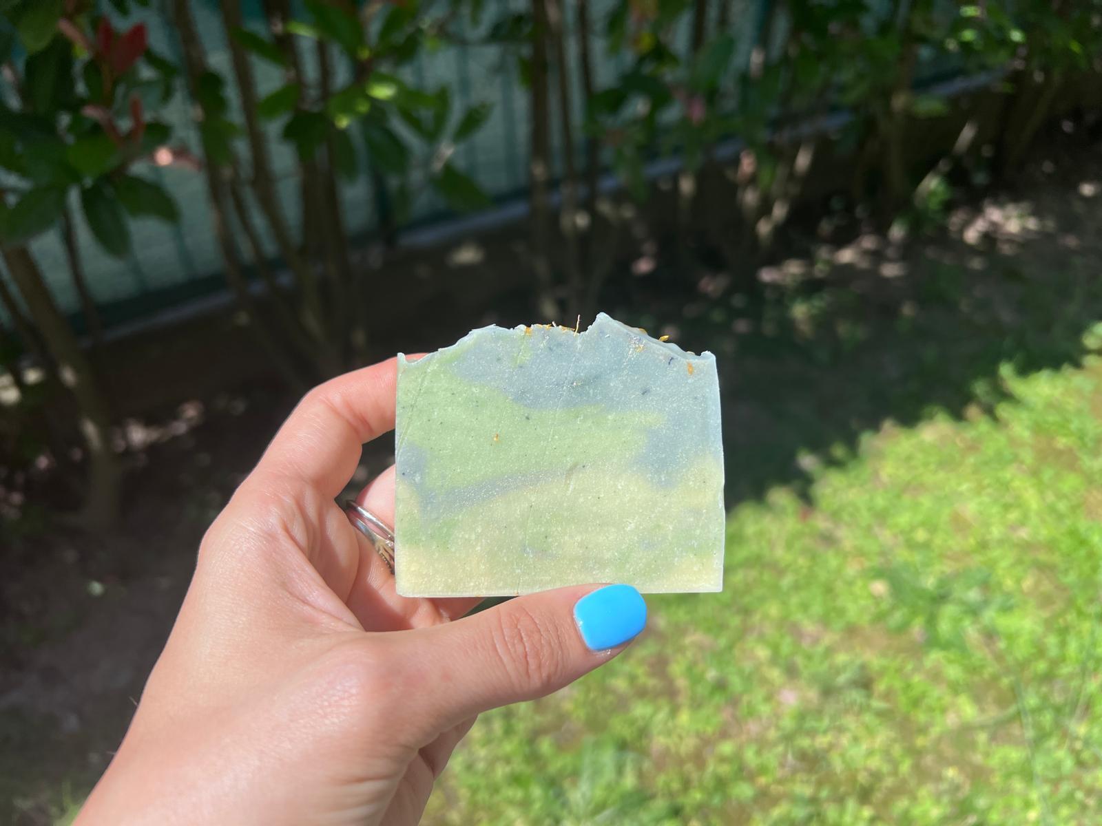 sapone artiginale colorato con mica e pigmenti 